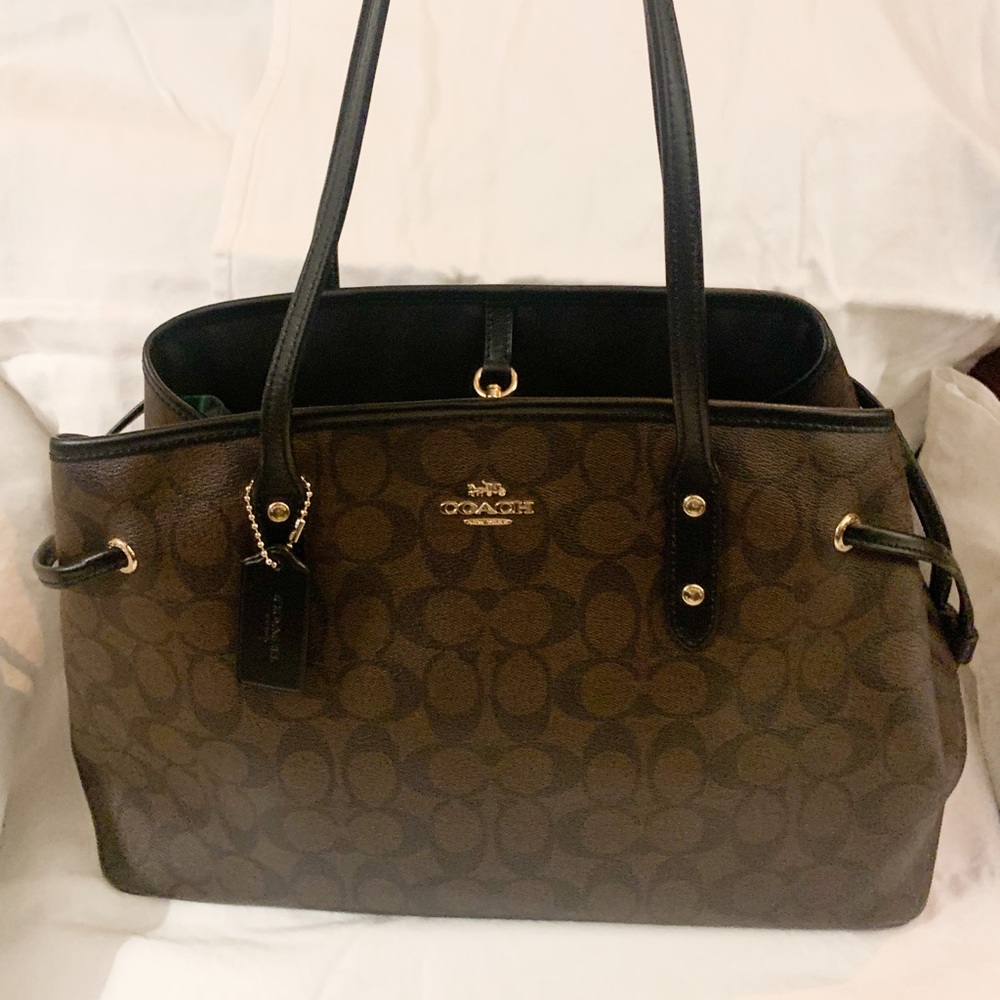 Coach Drawstring Carryall In Signature Canvas